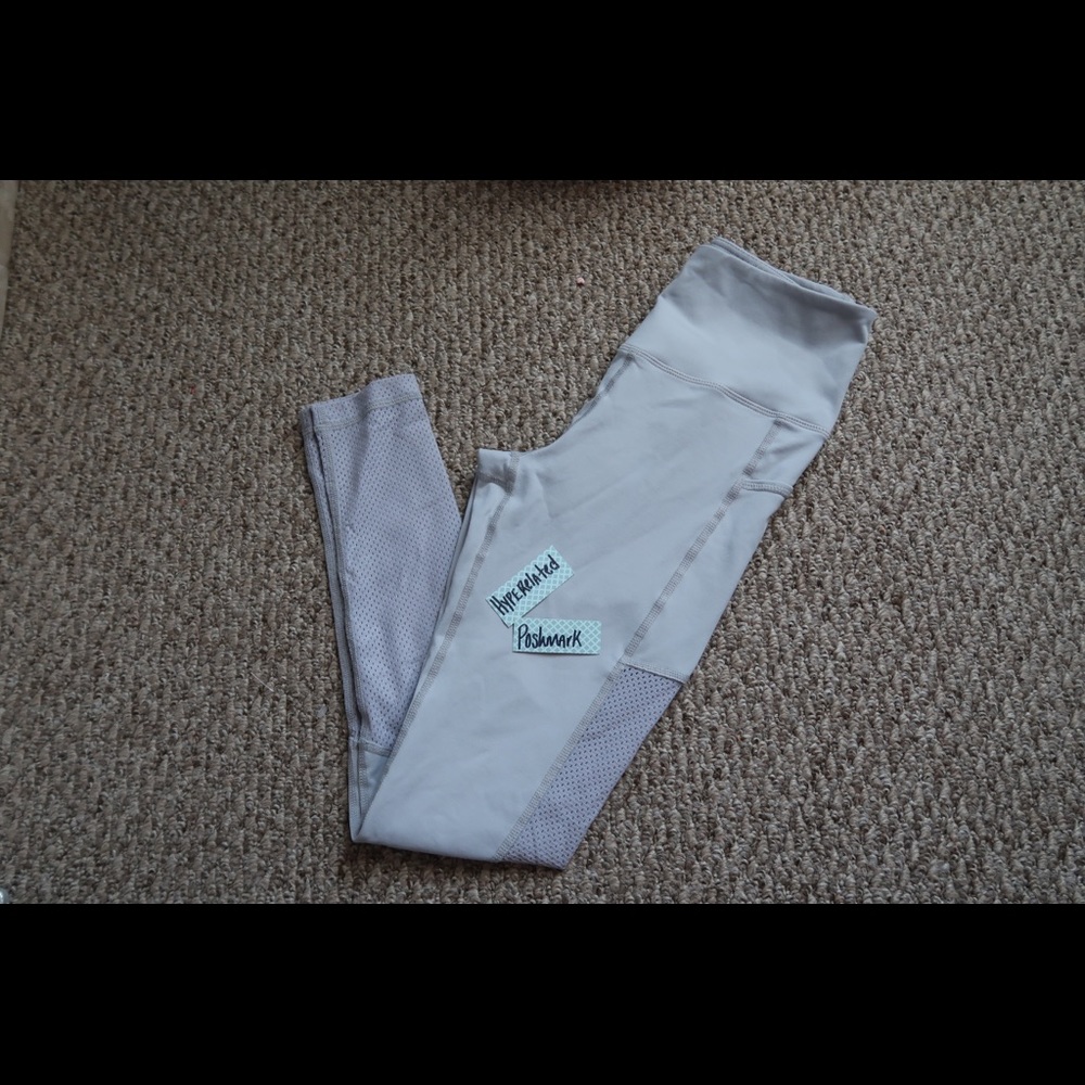 Workout apparel - Picture 7 of 8